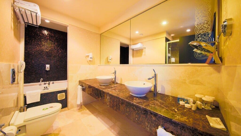 Horus Paradise Luxury Resort